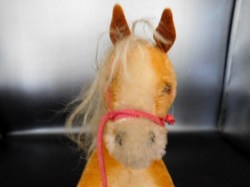 steiff sm horse red reins face